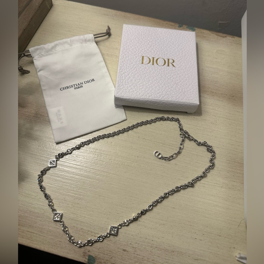 Christian Dior Chain Necklace Silvery Metallic With Box and Dust Bag - Picture 3 of 12